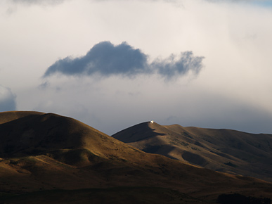 Image of a hut, Omarama, South Island, New Zealand